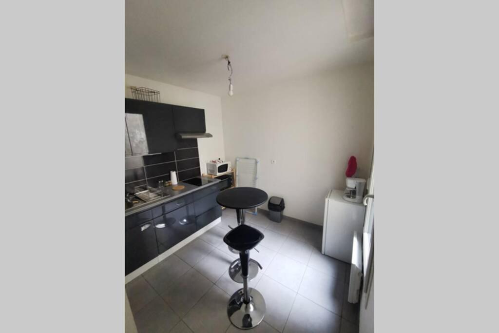 Emile Zola Apartman Reims Kültér fotó