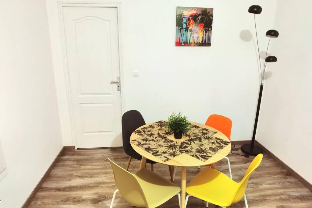 Emile Zola Apartman Reims Kültér fotó